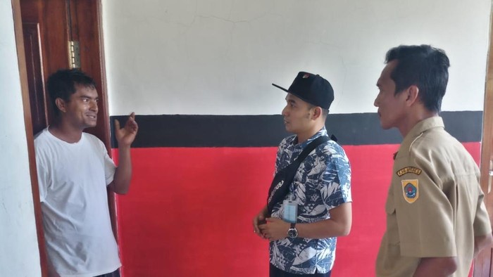 WN Bangladesh Muhammad Asgor Ali melanggar izin tinggal. Dia dijemput petugas Kantor Imigrasi Pemalang di Brebes, Senin (13/3/2023).