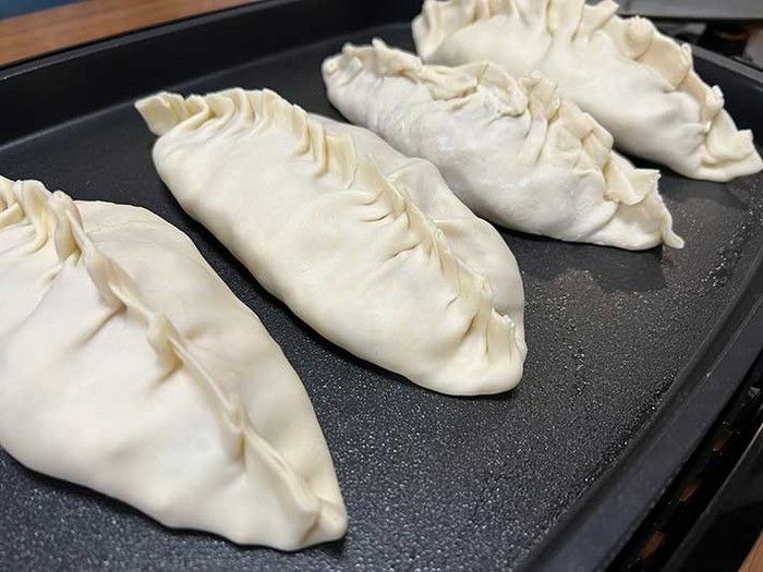 5 Kisah Suami Idaman, Masak Buat Istri yang Sakit dan Usai Melahirkan
