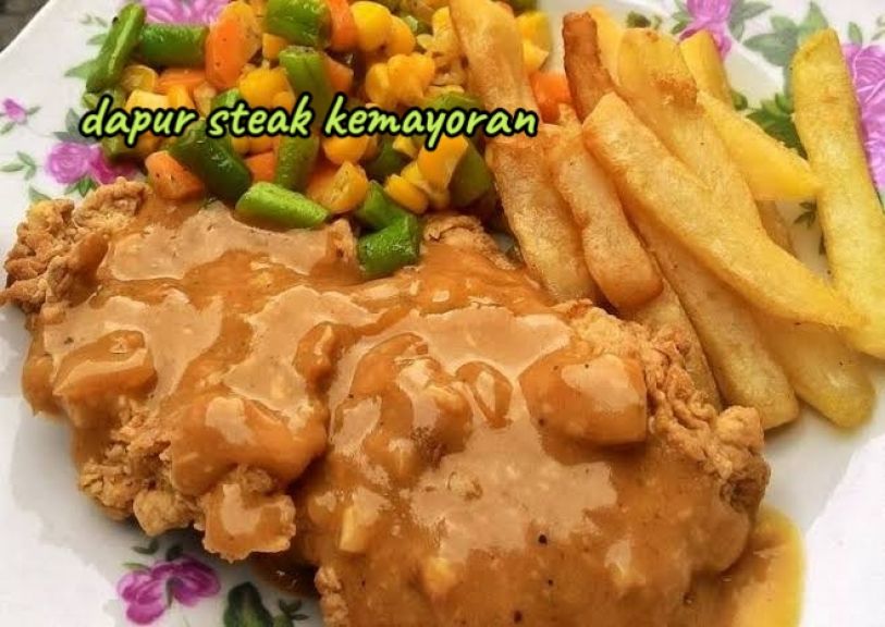 5 Steak Goreng Enak Berlumur Saus Gurih untuk Makan Siang