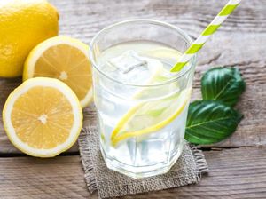 Mudah! Begini Cara Membuat Air Lemon yang Bisa Turunkan BB