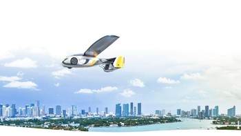 Perusahaan AeroMobil menyiapkan AeroMobil 4.0 pada 2021 dengan kapasitas 2 penumpang. Targetnya mobil ini akan terbang pada 2023. Foto: (Aero Mobil)