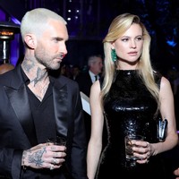 Pada September 2022, Adam sempat ketahuan mengirim pesan nakal kepada wanita lain saat Behati sedang hamil. Adalah model dan influencer TikTok Summer Stroh yang mengungkapkan hal tersebut. (Foto: Stefanie Keenan/VF23/WireImage for Vanity Fair)