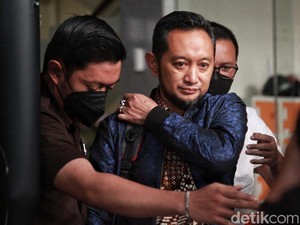 KPK Tetapkan Eks Kepala Bea Cukai Makassar Andhi Pramono Tersangka Gratifikasi