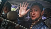 Kemudian Andhi Pramono juga memiliki harta bergerak lainnya senilai Rp 706,5 juta, surat berharga senilai Rp 2,99 miliar, hingga kas dan setara kas 1,21 miliar. Sementara itu tercatat tidak memiliki hutang dalam bentuk apapun. Jadi bila dihitung secara keseluruhan, total harta kekayaan yang dimiliki Andhi Pramono senilai Rp 13.753.365.726 (Rp 13,75 miliar).