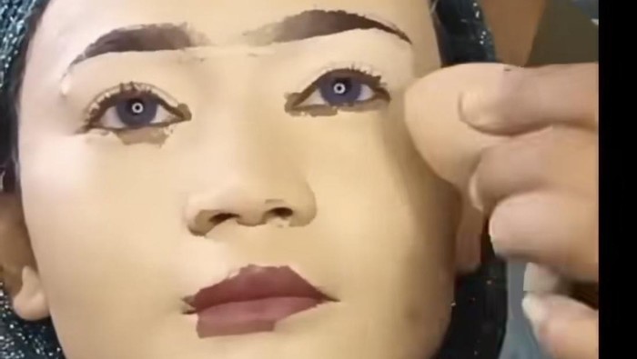 Hasil makeup viral di media sosial.