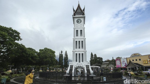Potret Jam Gadang dan Deretan Fakta Menariknya