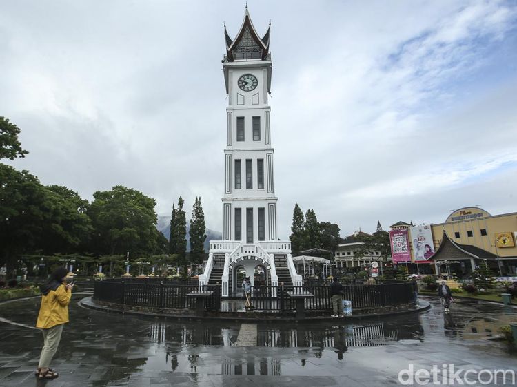 Potret Jam Gadang dan Deretan Fakta Menariknya