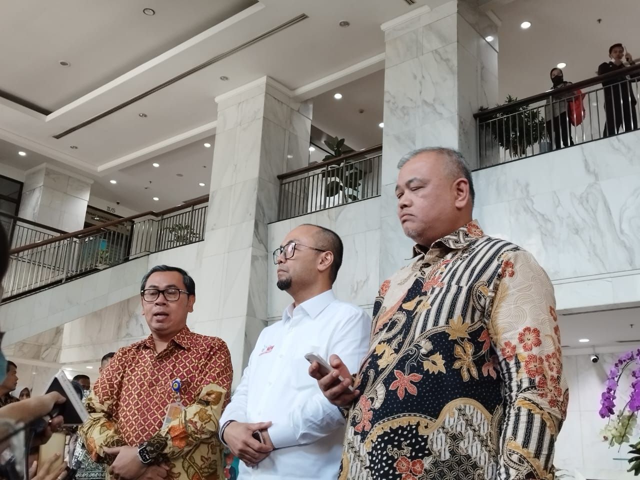Kepala PPATK Ivan Yustiavandana (tengah) menyambangi Kemenkeu/Herdi Alif Alhikam-detikcom