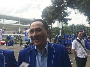 Kode dari Andi Arief: Kantor PDIP Sama PPP Kok Dekat Ya?