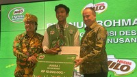 Nestle Indonesia mengumumkan empat pemenang utama kompetisi desain mug bertema olahraga lokal yang merupakan bagian dari kampanye Energi Nusantara, Selasa (14/3/2023). Kompetisi ini menjadi salah satu dukungan dalam upaya mempromosikan olahraga asli Indonesia seperti pencak silat, sepak takraw, lompat batu, dan egrang.