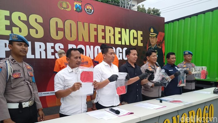 Komplotan perampok truk muat rokok di Ponorogo diringkus
