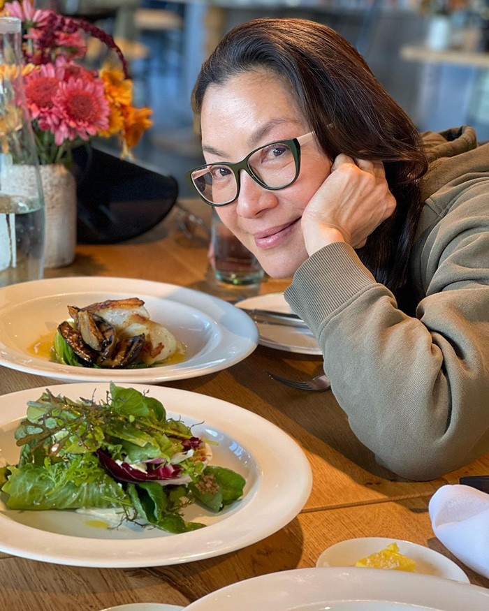 Kulineran Seru Michelle Yeoh, Aktris Asia Pertama Peraih Piala Oscar Kulineran Seru Michelle Yeoh, Aktris Asia Pertama Peraih Piala Oscar