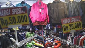 Geliat Bisnis Thrifting di Ujung Tanduk