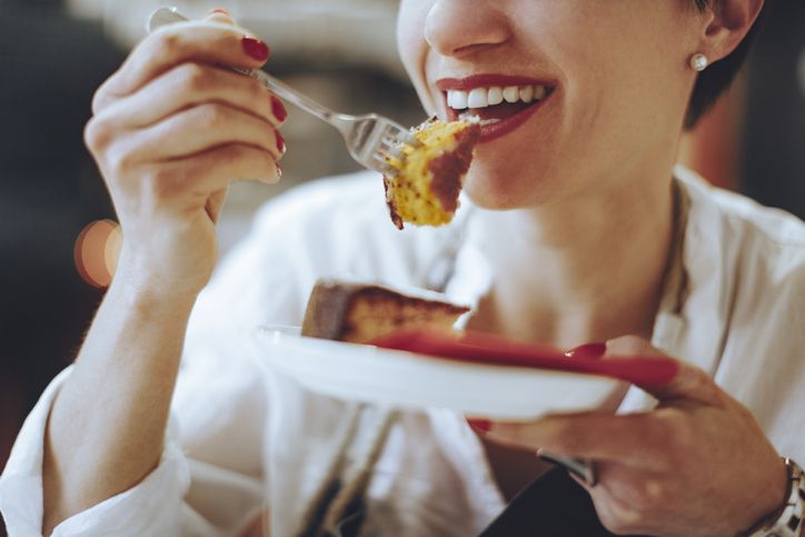 5 Manfaat Makan Makanan Manis dalam Porsi Sedang