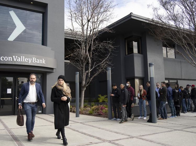 Silicon Valley Bank Kolaps, Nasabah Ramai-ramai Tarik Dana