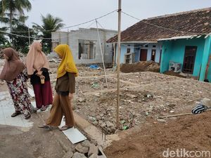 Perbaikan Rumah Korban Gempa Cianjur Mangkrak gegara Ditinggal Vendor