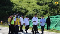 Selain jalan, dilakukan peningkatan kualitas 4 jembatan yakni Jembatan Nanganae 60 meter, Jembatan Wae Mburak 35 meter, Jembatan Wae Kenari 40 meter, dan Jembatan Soknar 40 meter. Foto: Dok. Kementerian PUPR