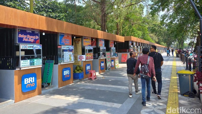 Shelter pedagang di kompleks Stadion Manahan Solo. Foto diambil Selasa (14/3/2023).
