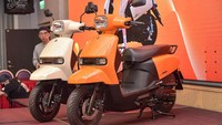 Suzuki baru-baru ini meluncurkan Suzuki Sui 125 di Taiwan. Kendaraan baru tersebut terlihat seperti skuter matik ‘salah pergaulan’ berkat perpaduan desain yang unik dan tak biasa. Foto: Suzuki Taiwan