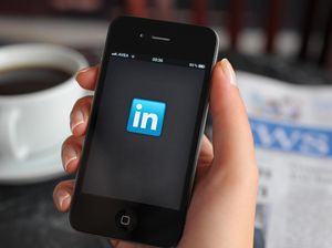 Tips Bikin LinkedIn Buat Fresh Graduate dan Profesional Agar Menarik