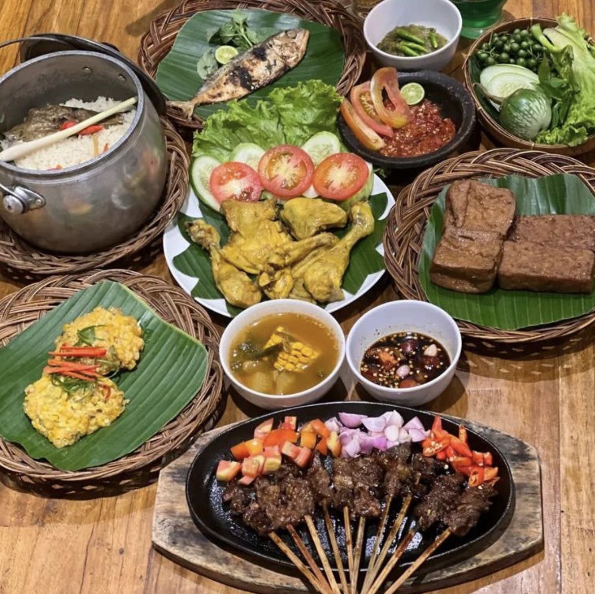 5 Restoran Tradisional di Tebet untuk Makan Siang Sedap Memuaskan