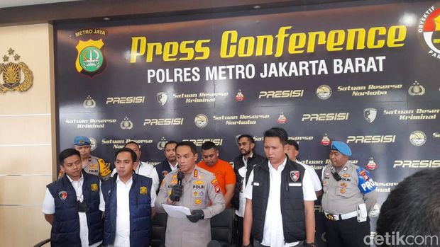 Ajudan Pribadi atau Muhammad Akbar ditangkap terkait kasus penipuan
