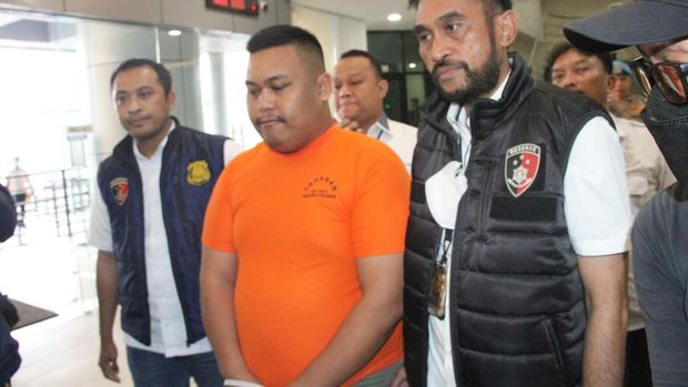Ajudan Pribadi atau Muhammad Akbar ditangkap terkait kasus penipuan