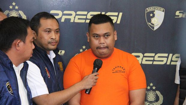 Ajudan Pribadi atau Muhammad Akbar ditangkap terkait kasus penipuan