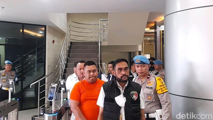 Ajudan Pribadi atau Muhammad Akbar ditangkap terkait kasus penipuan