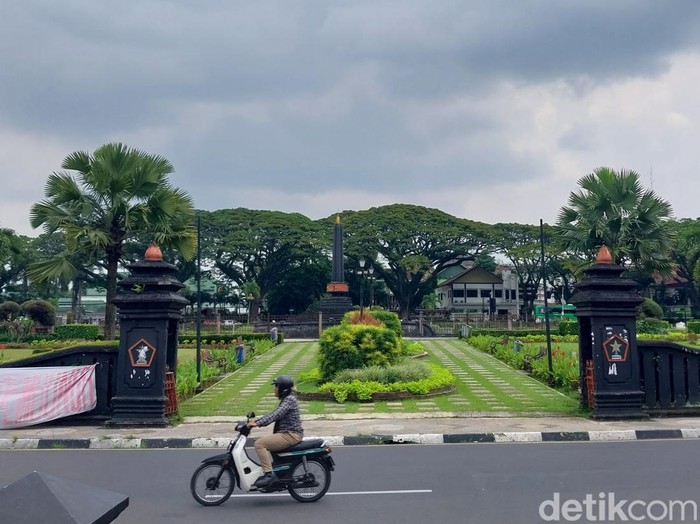 Alun-alun Tugu Kota Malang