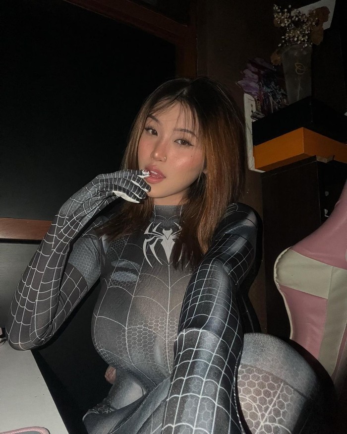 anastasya khosasih anastasya khosasih