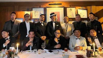Diisukan  Meninggal, Andre Taulany Boyong Para Sahabat Untuk Makan Bersama