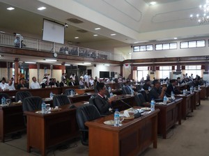 PDIP-Gerindra NTB Larang Kader Kunker ke Dubai dan Australia