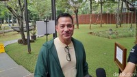 Ari Wibowo menceritakan bahwa dulu ia tak pernah memikirkan apapun yang ia makan. Namun setelah melihat kondisi tubuhnya kurang baik, Ari akhirnya memutuskan untuk memulai hidup sehat. (Foto: DetikHealth/Averus Al Kautsar)