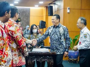 Lantik Pengurus ABPEDNAS, Bamsoet: Stabilitas Nasional Berakar dari Desa