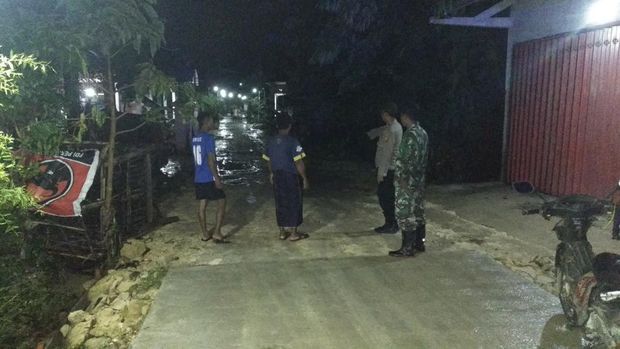Banjir Desa Wudi Lamongan setinggi 100 cm Surut