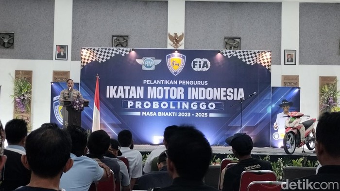 Kapolres Probolinggo Kota AKBP Wadi Sabani hadir di pelatikan IMI setempat