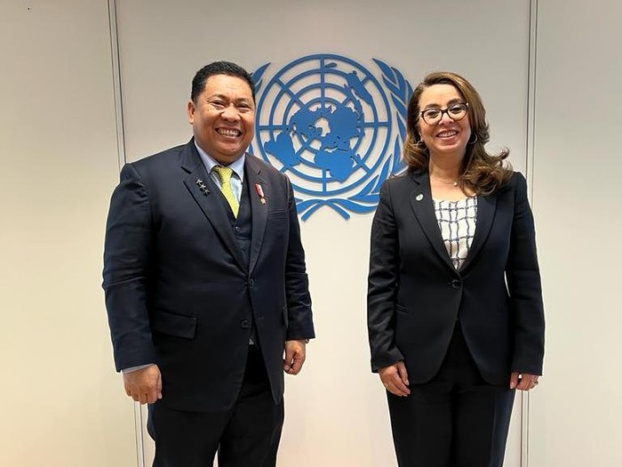 Kepala Badan Narkotika Nasional Republik Indonesia (BNN RI) Petrus Reinhard Golose, melakukan pertemuan dengan Ghada Waly, Executive Director of The United Nations Office at Vienna (UNOV)-United Nations Office on Drugs and Crime (UNODC), di tengah lawatannya ke Wina, Austria, dalam rangka menghadiri sidang CND sesi ke-66, pada Senin (13/3).