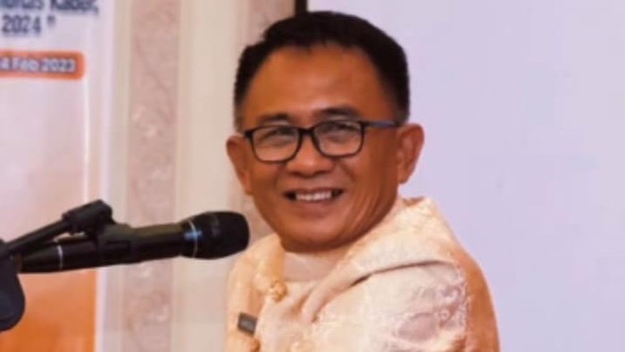 Ketua DPD Hanura Sulsel Amsal Sampetondok.