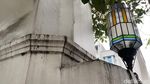 Memudarnya Magis Gapura Putih di Jalan Riau Bandung