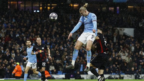 Soccer Football - Champions League - Round of 16 - Second Leg - Manchester City v RB Leipzig - Etihad Stadium, Manchester, Britain - March 14, 2023 Manchester Citys Erling Braut Haaland scores their second goal Action Images via Reuters/Jason Cairnduff