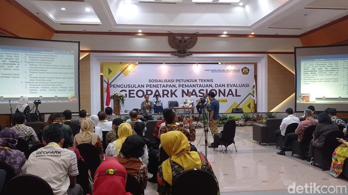 Pameran geopark di Badan Geologi.