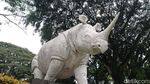 Gagahnya Badak Pensiunan di Balai Kota Bandung