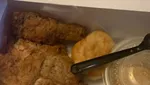 Pengalaman Makan Ayam Goreng Langsung di Tempat Kelahiran KFC, Menunya Unik!