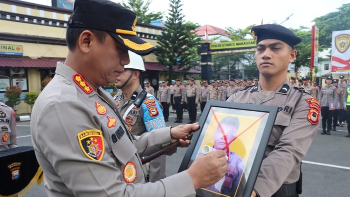 Polisi terlibat narkoba di Makassar dipecat tidak hormat.