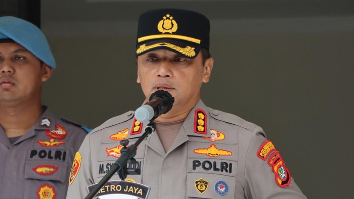 Polres Jakbar turunkan 587 Polisi RW demi tampung keluhan warga.