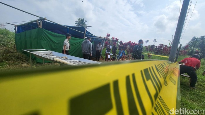 Proses ekshumasi jasad wanita di Sukabumi