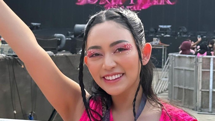 Rachel Vennya Dituding Cuma Ikut-ikutan Nonton BLACKPINK, Seserius Apa Efek FOMO?