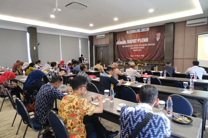 Rapat TPAKD Pemkab Garut