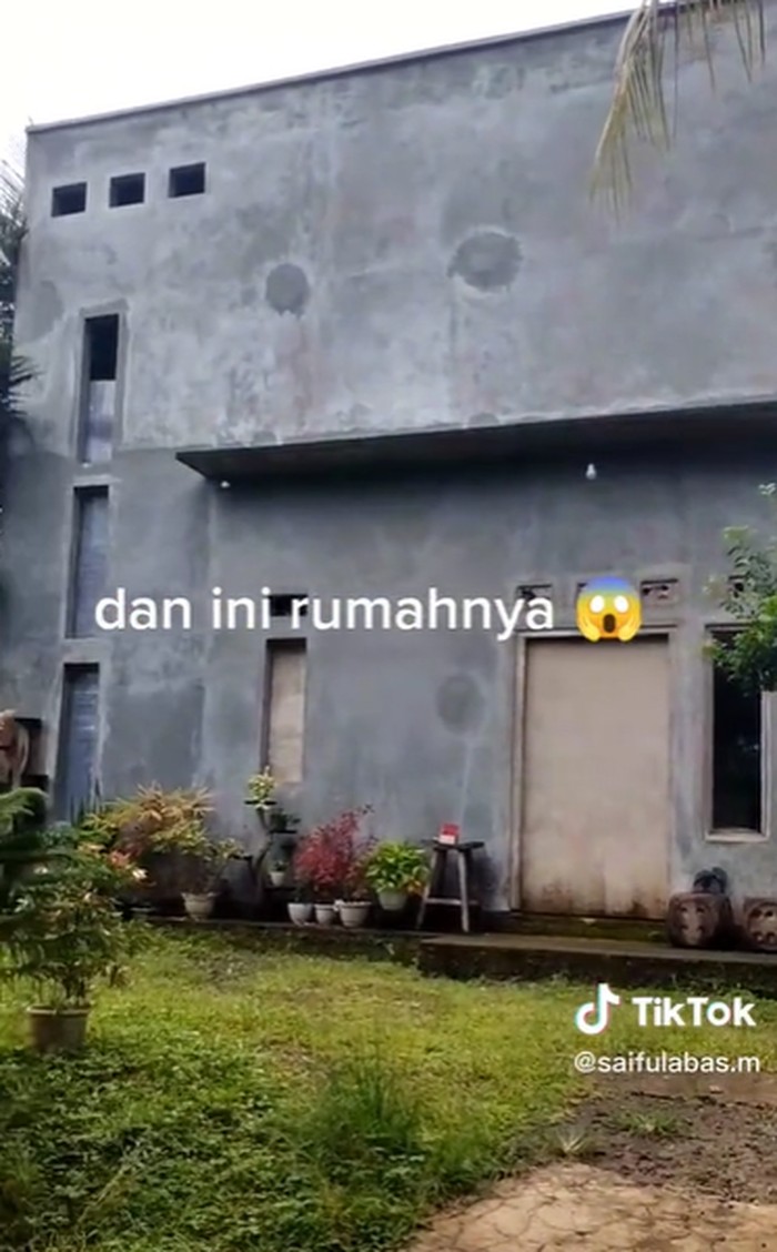 Rumah viral